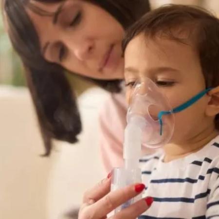 Aumentan los casos de coqueluche en Argentina y piden reforzar las vacunas