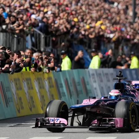 Colapinto rompe récord mundial de la F1 con 600.000 fanáticos en Palermo