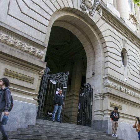 Amenaza de tiroteo en el Nacional de Buenos Aires: alerta por una pintada