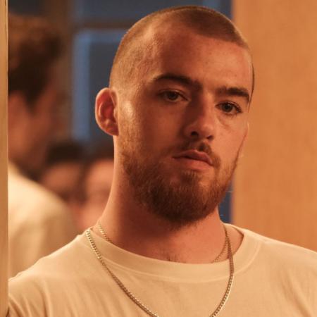 Euphoria mantuvo vivo a Fez para ayuda a Angus Cloud en su lucha contra las adicciones