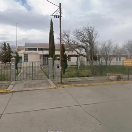 Un alumno entró armado a la escuela: exhibió una pistola y apuntó a sus compañeros