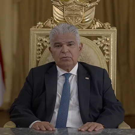 José Raúl Mulino activa una estrategia en Panamá para contener la disputa por el Canal
