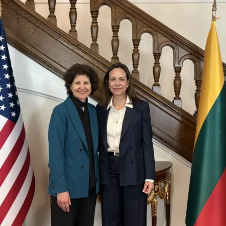 Lituania respalda a María Corina Machado y amplía la presión sobre Venezuela