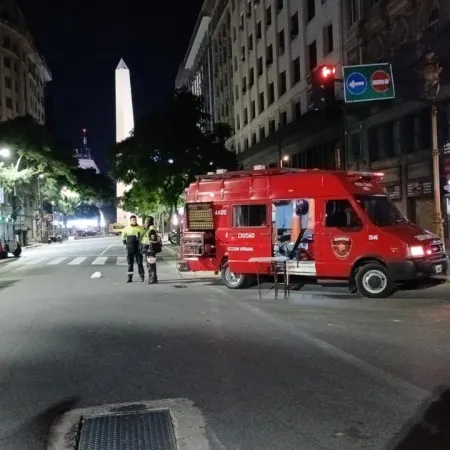 Hotel HR Luxor de Microcentro: evacuaron a 100 personas por un incendio