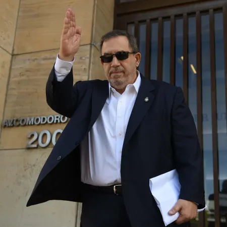 Corrupción, saqueo y fracaso: dura denuncia de Maslatón que apunta a Milei