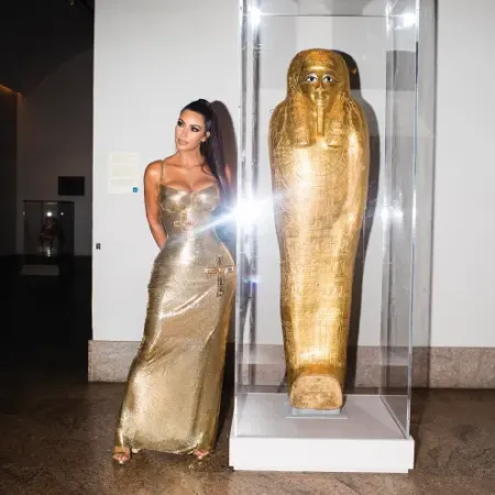 La imagen en la Met Gala que expuso un millonario caso de tráfico cultural