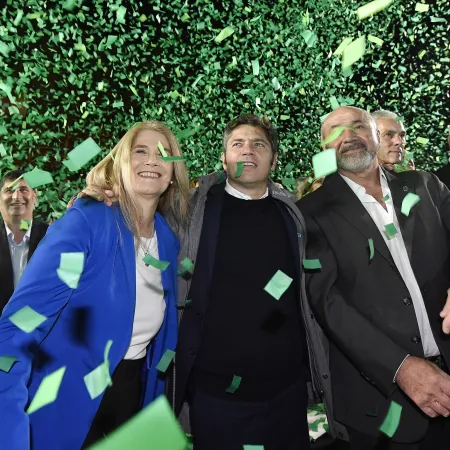 "Axel Presidente" y "nuevas canciones": Secco aceleró y Kicillof aplaudió