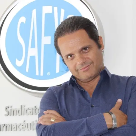 Venta ilegal de medicamentos online: el golpe directo al bolsillo y a la salud