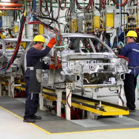 Automotrices en alerta: producción en baja con exportaciones al alza