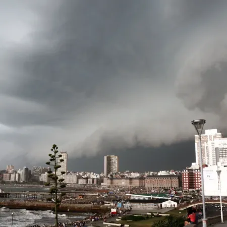 Alerta meteorológica en Mar del Plata: suspenden las clases por el temporal