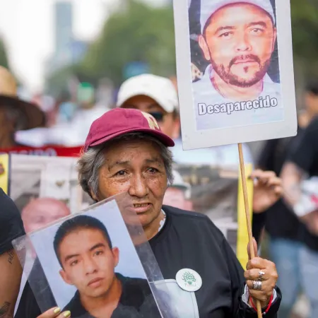 Ciudad de México: madres buscadoras marchan antes de la Copa Mundial 2026