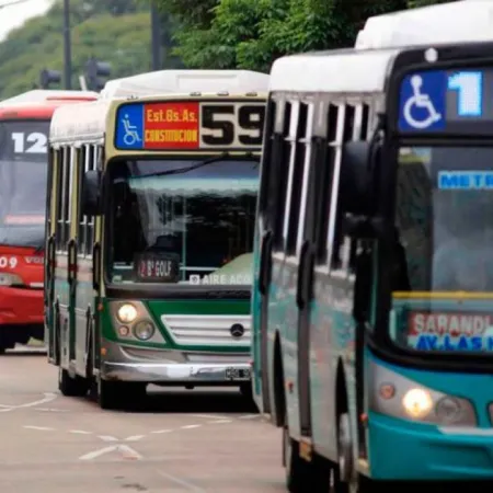 Bondis más caros y menos frecuencia: el combo que complica el transporte en AMBA