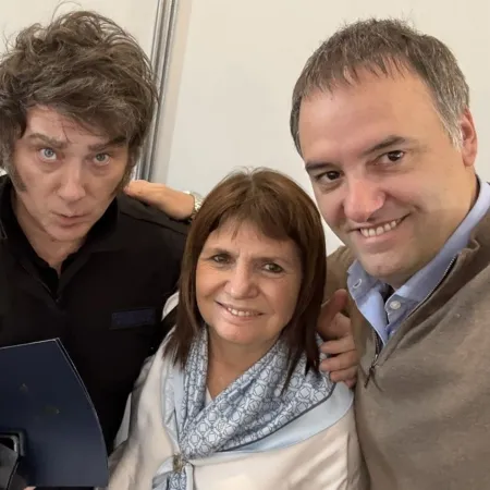 “Tiene una emocionalidad importante”: Bullrich sobre Milei en la reunión de Gabinete