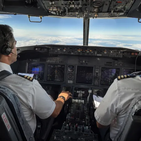 ANAC: la nueva norma que cambia los cursos de pilotos y tripulantes en Argentina