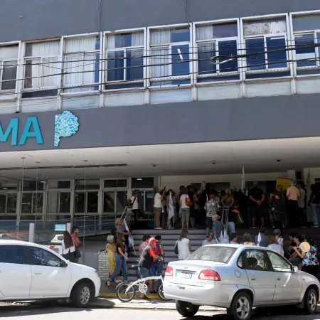 IOMA: cuándo hay suspensión de cobertura en La Plata y qué pasa con los turnos