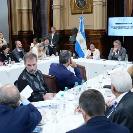 Otra vez sin Defensor de Niños: cayó el concurso y estallaron denuncias cruzadas