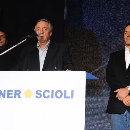 Néstor Kirchner y las insólitas encuestas K: qué pasó el 16 de mayo de 2009