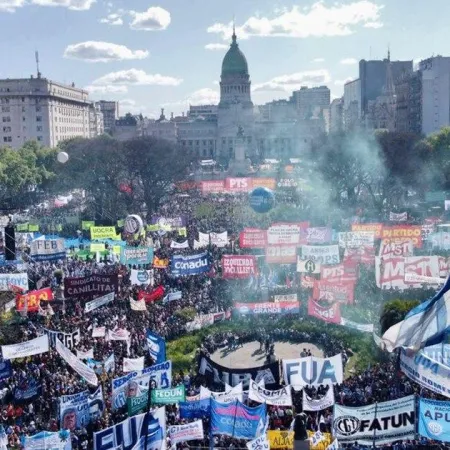Sin clases ni exámenes: la protesta universitaria escala y complica mayo