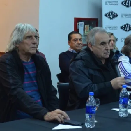 CATT contra Milei: el conflicto que puede frenar servicios y encarecer viajar