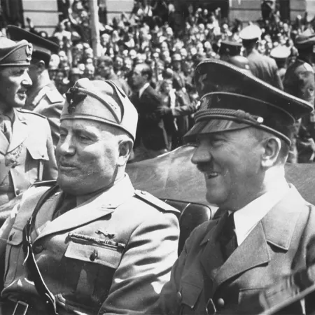 Qué fue el Pacto de Acero que unió a Hitler y Mussolini en 1939