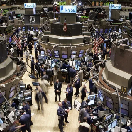 China bloquea inversiones extranjeras y sacude a Wall Street