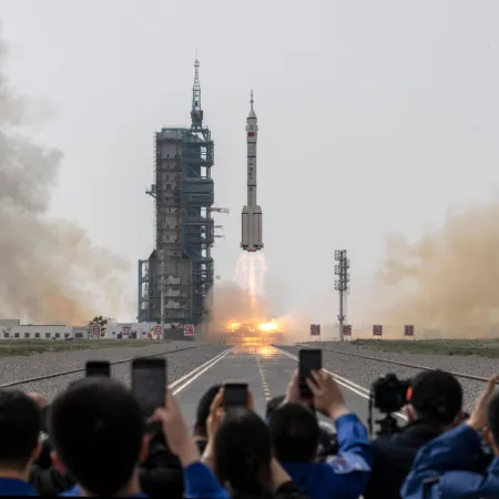 La Luna pasa por Neuquén: China acelera y Argentina queda en el mapa