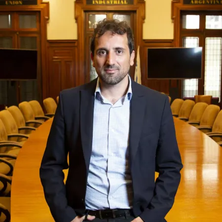 Diego Coatz, ex UIA: “Es más fácil traer de China que producir en Argentina”