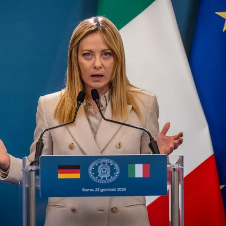 Meloni resistió en Venecia y logró un triunfo clave para su coalición