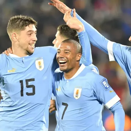 Bielsa oficializó la lista de Uruguay: Valverde capitán y Suárez ausente