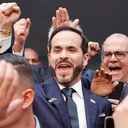 La ola internacional que fortalece a Abelardo de la Espriella en Colombia