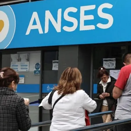 Aumento, bono y aguinaldo: cuánto cobrarán jubilados y pensionados en junio