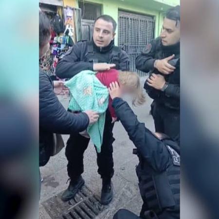 Policía de la Ciudad hizo RCP a una bebé en Villa 31 y la llevó al Hospital Fernández