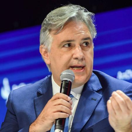 Llaryora sale al rescate de la discapacidad en Córdoba y le marca la cancha a Milei