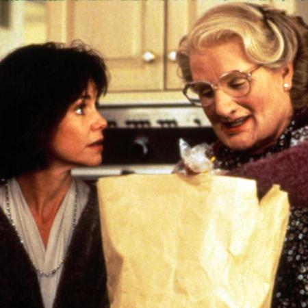 Sally Field dijo que Robin Williams no le pareció gracioso en Papá por siempre