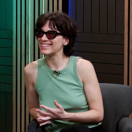 Martina Alfuso y la idea que transforma un bar en talleres, lectura y música