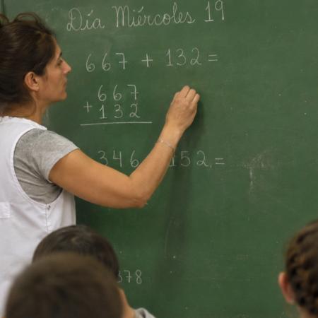 Salarios docentes en alerta: el proyecto en Diputados para inyectar fondos por 5 años