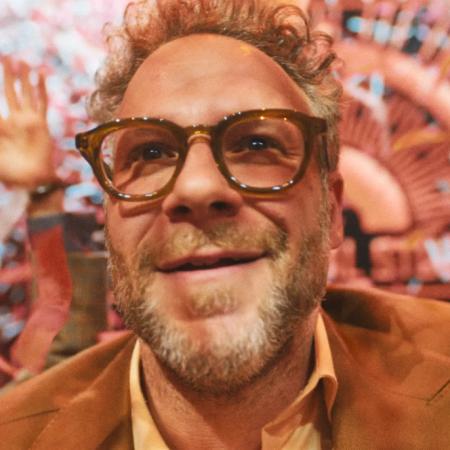 La crítica de Seth Rogen a la IA en Hollywood y el valor de escribir a mano