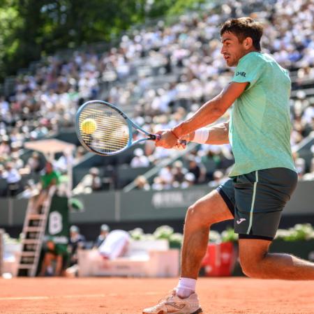 Navone rozó el título en Ginebra, pero se metió en el Top 40 del ranking