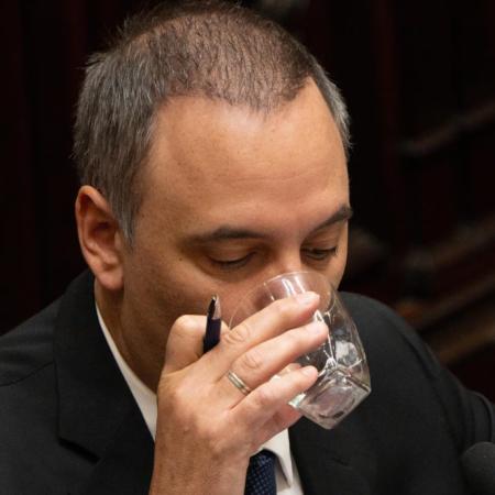 Otro escándalo de Adorni envalentonó a la oposición y lo acorrala en el Congreso