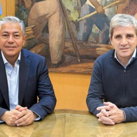 Rolando Figueroa y Luis Caputo ajustaron la agenda binacional Neuquén-Biobío