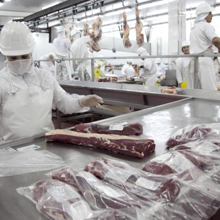 Carne: las exportaciones crecieron 44,5% y generaron divisas por USD 1.400 millones