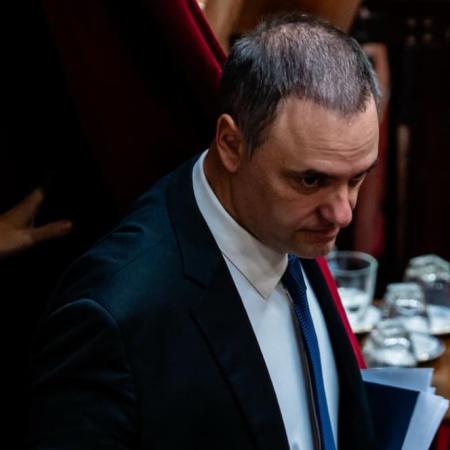 La oposición retoma la ofensiva en Diputados para llevar a Adorni al recinto