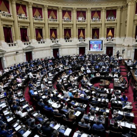 Manuel Adorni y Diputados: la oposición arma una agenda que desafía a Milei