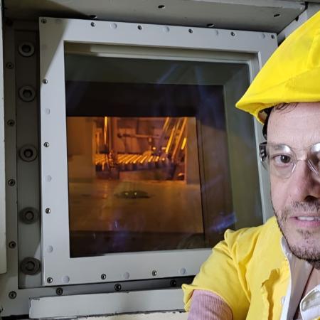 Peluquería, playa y duty free: los gastos de Nucleoeléctrica que reveló Adorni