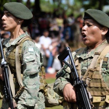Milei inyecta plata a las FF.AA. con OSFA en rojo: con qué fondos y para qué