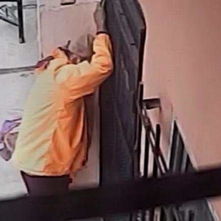 Amenazó a sus padres con un cuchillo y quiso robarles: quedó preso