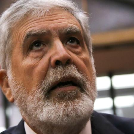 Médicos por teléfono: la falla que le dio prisión domiciliaria a Julio de Vido