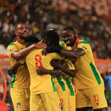 Sudáfrica llegó tarde al Mundial y todavía pelea por completar su cuerpo técnico