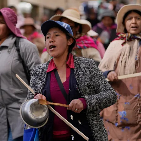 Bolivia sitiada: cuatro días por nafta y una señal para Vaca Muerta