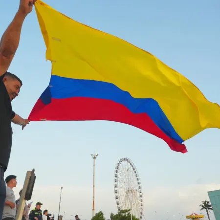De La Espriella, Petro y Milei: el balotaje que gracias observa la región